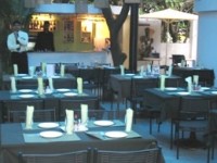 Terrasse extérieure du Little Italy Little_Italy_extérieur