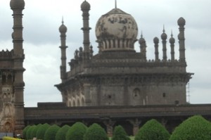Grande_Mosquée_Bijapur