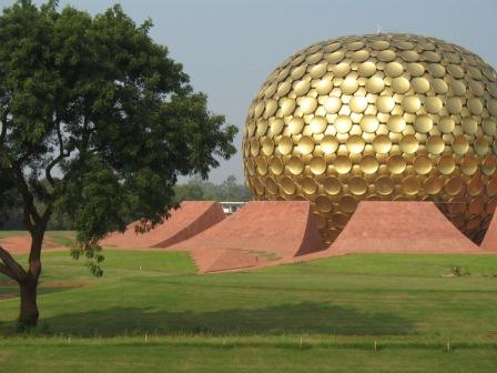 Matrimandir_Auroville